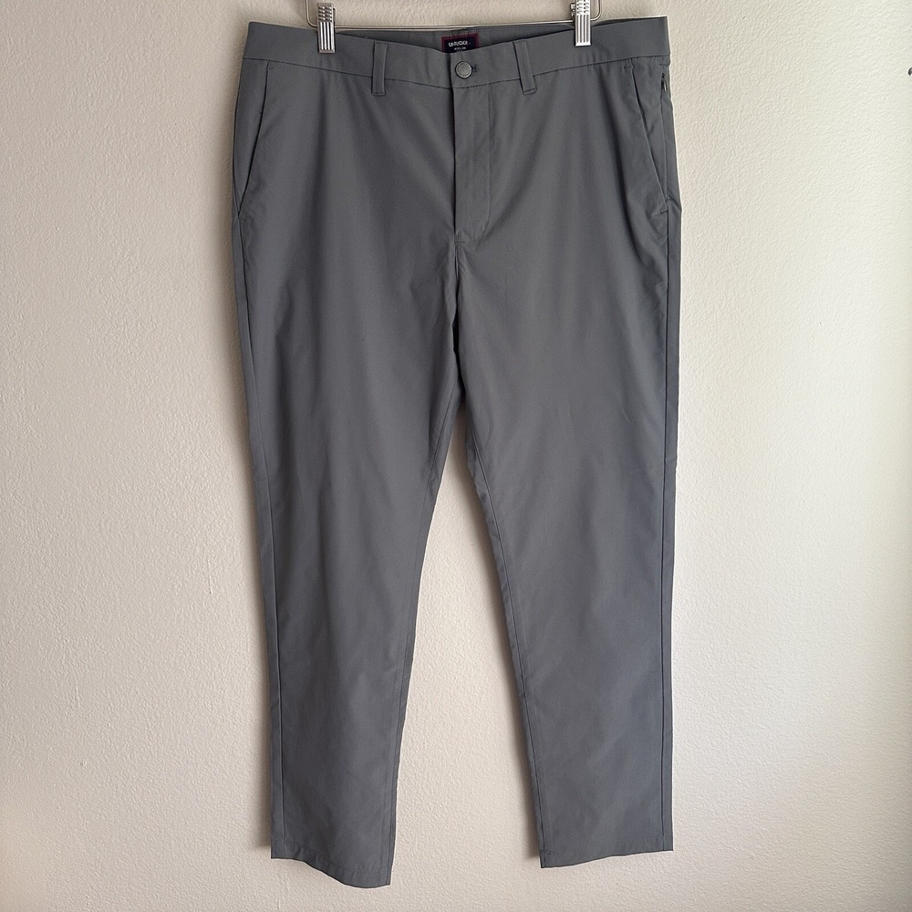 UNTUCKit Chino Pants Mens 35x30 Gray Slim Fit Performance Tech Trousers